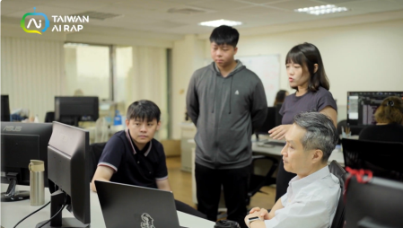 智新資通與源智匯以AI打造適性化學習生態 結合國網平台推動教育數位轉型